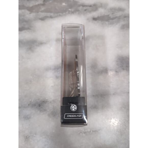 FiGPiN #429 My Hero Academia Hello Kitty All Might, Premium Display Case, Unlock - Picture 4 of 5